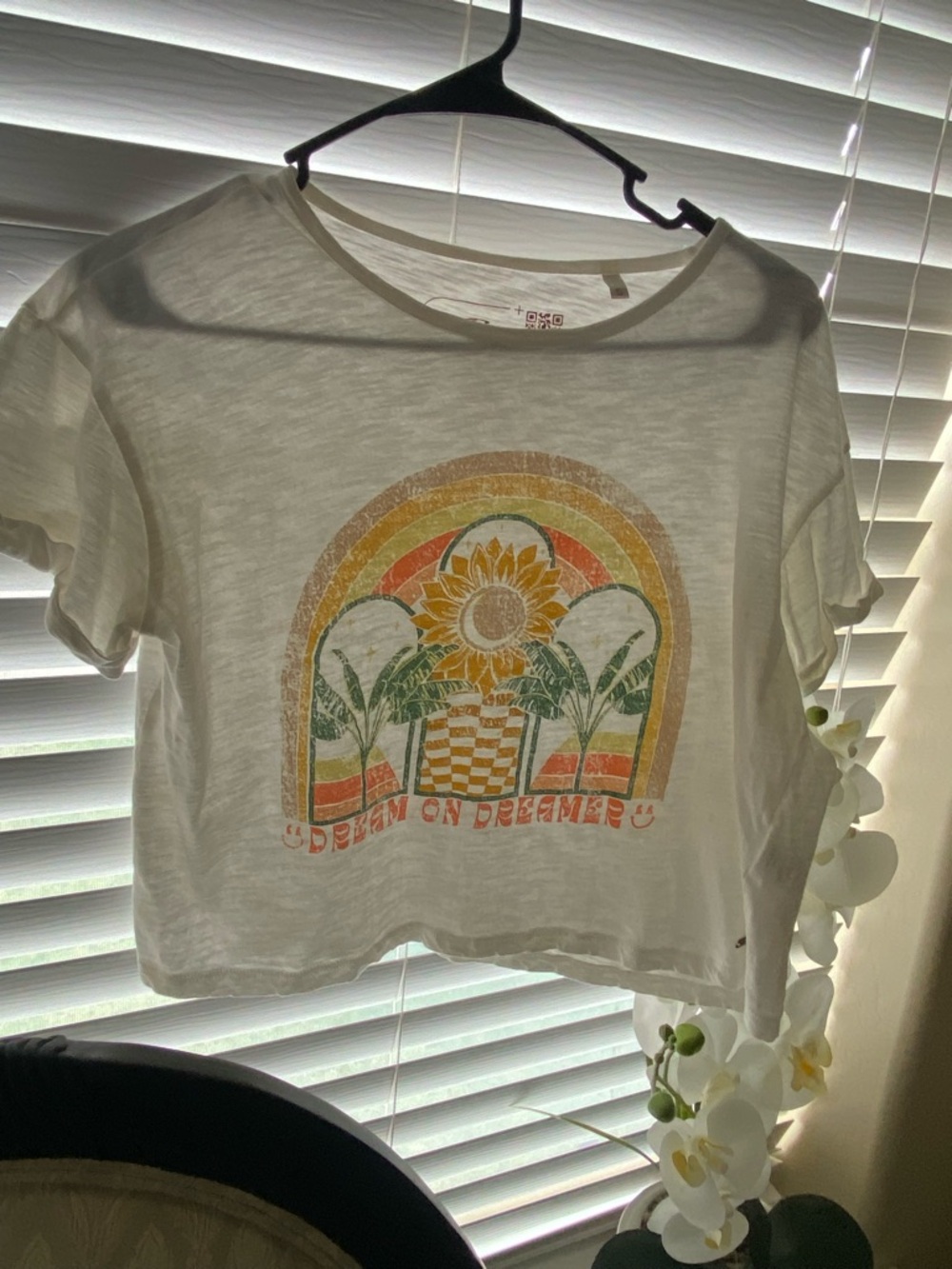 O’Neill women’s cream Graphic Crop Tops with Sunflower Rainbow Print